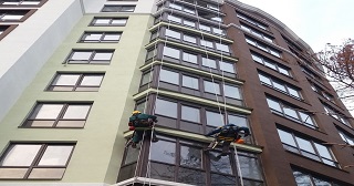 Установка крыши на балкон Каменск-Уральский цена от 1025 руб. м/2.